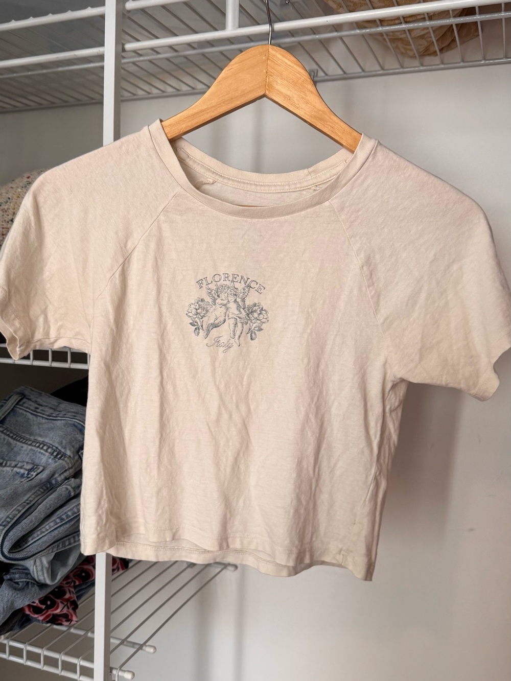 PacSun Light Cream Florence Floral Crop Tee